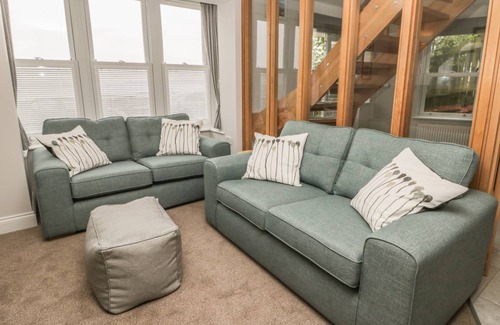 Muston Cottage | Cabin ∙ 2 bedrooms ∙ 4 guests