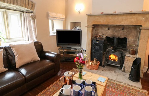 Feetham Cottage | Cabin ∙ 2 bedrooms ∙ 5 guests