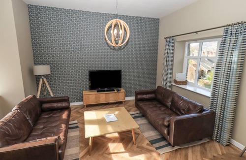 Ambleside Cottage | Cabin ∙ 2 bedrooms ∙ 4 guests