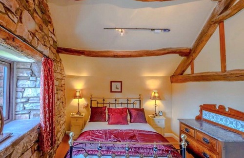 Newton Reigny Cottage | Cabin ∙ 2 bedrooms ∙ 4 guests