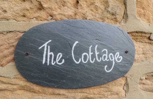 Easington Cottage | Cabin ∙ 2 bedrooms ∙ 4 guests