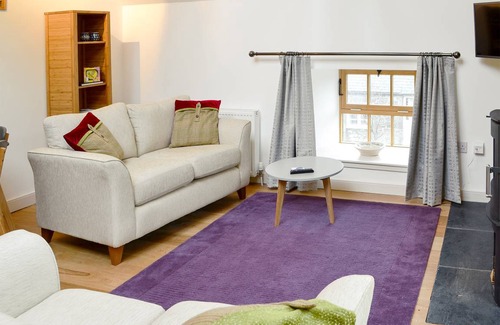 Balerno Cottage | Cabin ∙ 2 bedrooms ∙ 4 guests