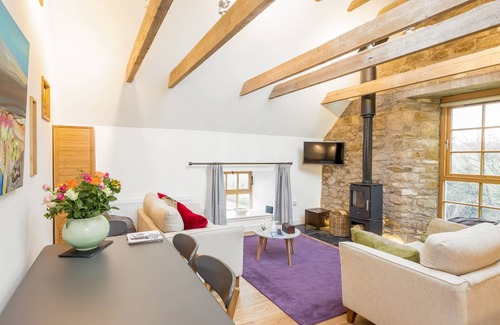 Balerno Cottage | Cabin ∙ 2 bedrooms ∙ 4 guests