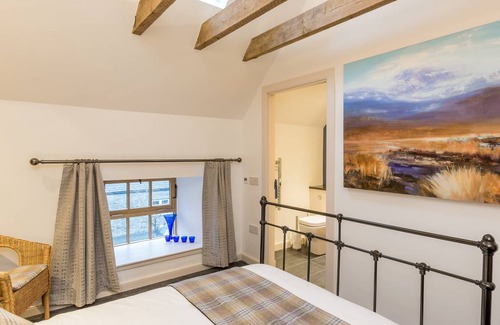 Balerno Cottage | Cabin ∙ 2 bedrooms ∙ 4 guests