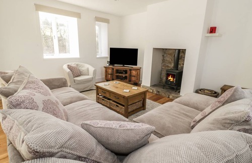 Low Brunton Cottage | Cabin ∙ 2 bedrooms ∙ 4 guests