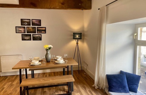 Inverness City Centre Cottage | Cabin ∙ 2 bedrooms ∙ 4 guests