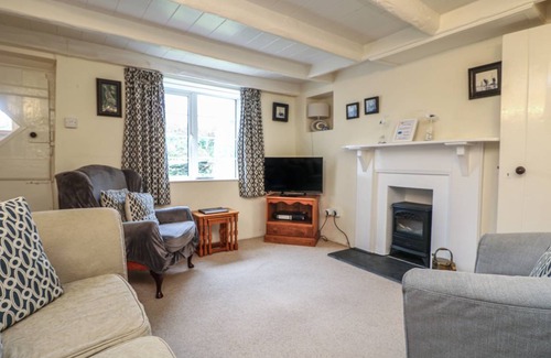 Lansallos Cottage | Cabin ∙ 2 bedrooms ∙ 4 guests