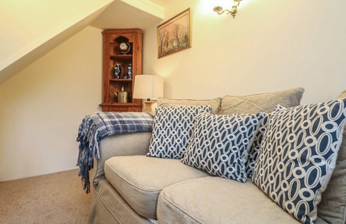 Lansallos Cottage | Cabin ∙ 2 bedrooms ∙ 4 guests