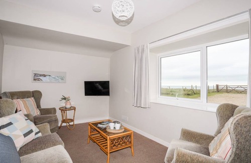 Llanengan Cottage | Cabin ∙ 2 bedrooms ∙ 5 guests