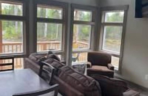 Susitna North Cabin | Cabin 2 -Cabins at the Inn