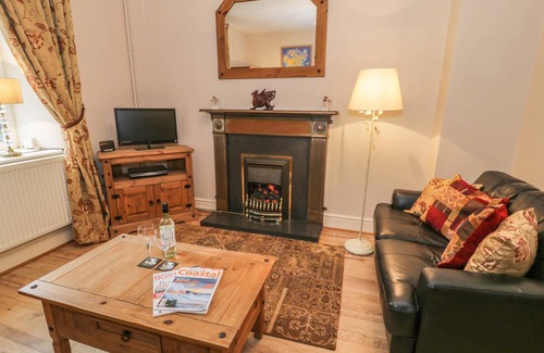 Manod Cottage | Cabin ∙ 2 bedrooms ∙ 4 guests