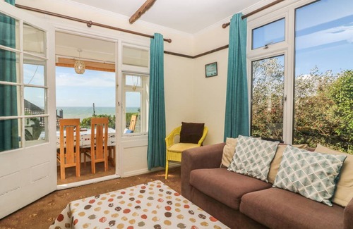 Bigbury-on-Sea Cottage | Cabin ∙ 3 bedrooms ∙ 6 guests