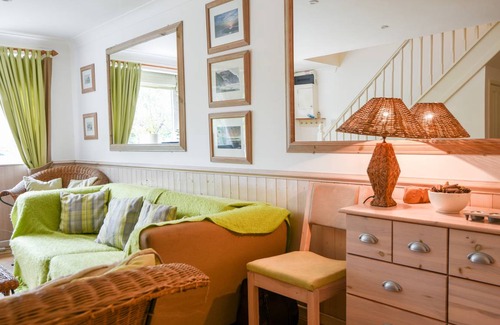 Charmouth Cottage | Cabin ∙ 3 bedrooms ∙ 6 guests