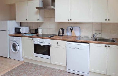 Settle Cottage | Cabin ∙ 3 bedrooms ∙ 5 guests