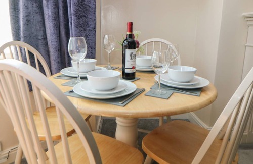 Buxton Cottage | Cabin ∙ 3 bedrooms ∙ 5 guests
