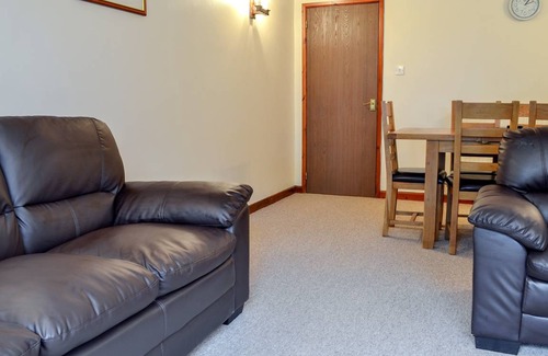 Foxley Cottage | Cabin ∙ 3 bedrooms ∙ 5 guests