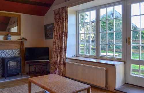 Holmrook Cottage | Cabin ∙ 3 bedrooms ∙ 5 guests