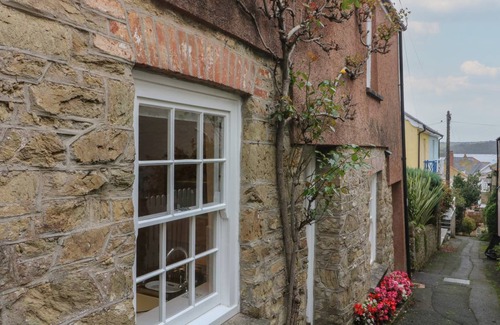 Salcombe Cottage | Cabin ∙ 3 bedrooms ∙ 5 guests