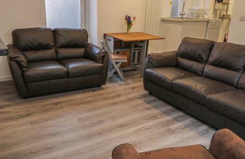 Whitby Cottage | Cabin ∙ 3 bedrooms ∙ 6 guests