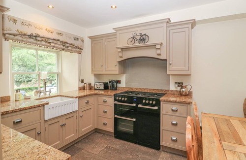 Kelstedge Cottage | Cabin ∙ 3 bedrooms ∙ 6 guests