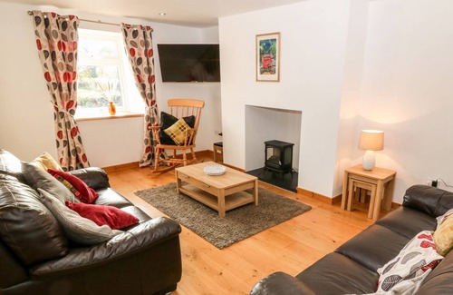 Rhyd-y-clafdy Cottage | Cabin ∙ 3 bedrooms ∙ 6 guests