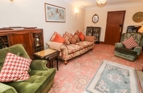 Carlton in Lindrick Cottage | Cabin ∙ 3 bedrooms ∙ 6 guests