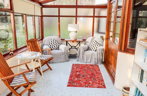 Carlton in Lindrick Cottage | Cabin ∙ 3 bedrooms ∙ 6 guests