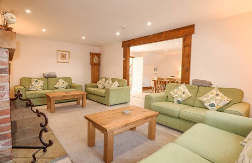 King's Lynn Cottage | Cabin ∙ 5 bedrooms ∙ 10 guests