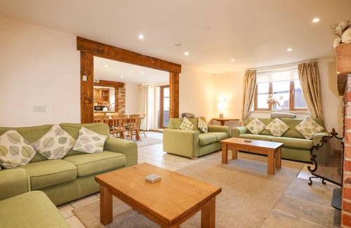 King's Lynn Cottage | Cabin ∙ 5 bedrooms ∙ 10 guests