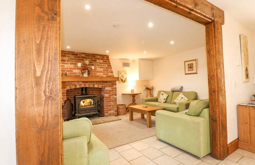 King's Lynn Cottage | Cabin ∙ 5 bedrooms ∙ 10 guests