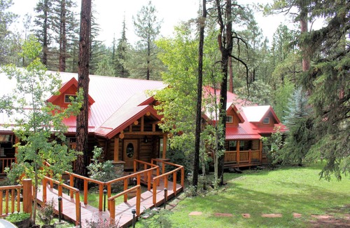 Greer Cabin | Cabin ∙ 6 bedrooms ∙ 12 guests