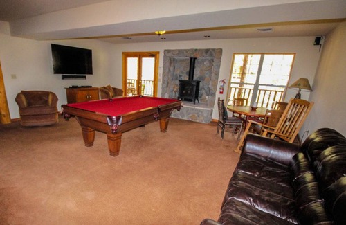 Greer Cabin | Cabin ∙ 6 bedrooms ∙ 12 guests