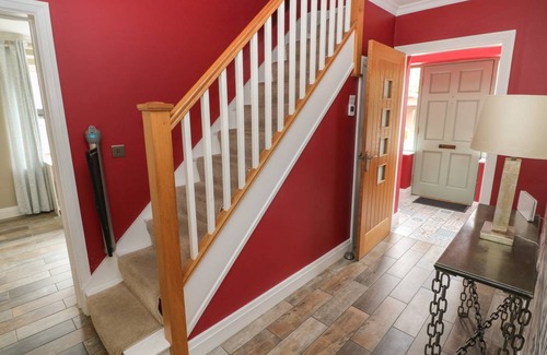 Oldwalls Cottage | Cabin ∙ 8 bedrooms ∙ 15 guests