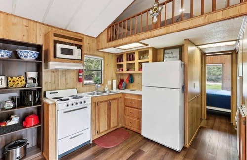 Neal Cabin | Cabin 9 ~ Toronto Lake: Fishing, Swimming & More! by RedAwning