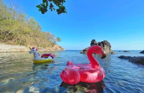 Lobo House | CABIN C at Bigang Munti Beach Resort