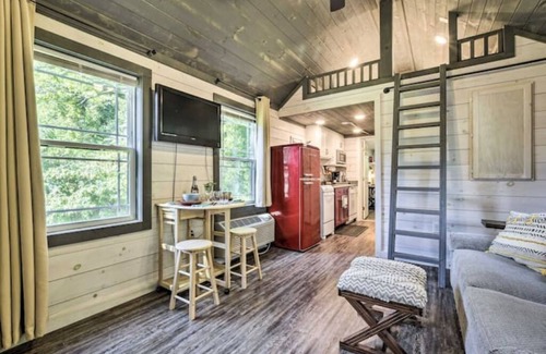 Durham Cabin | Cabin Downtown Durham