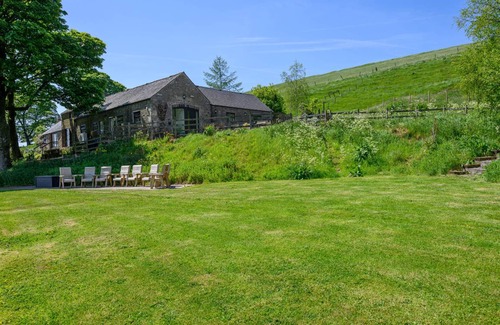 Longnor Cottage | Cabin ∙ 4 bedrooms ∙ 8 guests