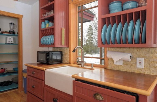 Fraser Cabin | Cabin getaway 3 bedroom, garage, open floor plan