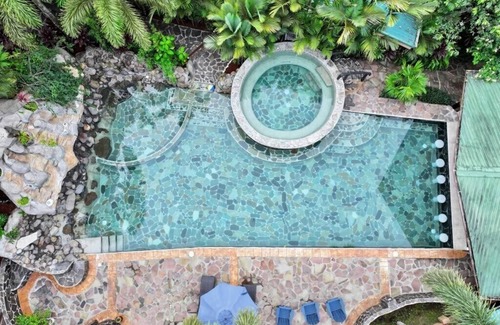 Palma Cabin | Cabin in La Fortuna with Jacuzzi and Pool