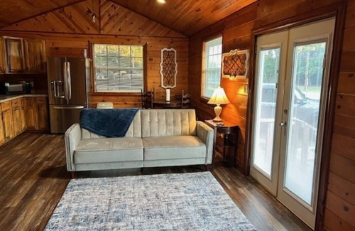 Ashdown Cabin | Cabin in the middle of town, near the amenities,but hidden on a dead end street.