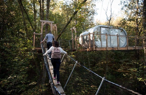 Payzac Cabin | Cabin Le Module – Suspended cabin at 12m, thrilling experience and stunning forest view