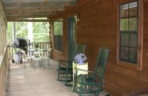 Nebo Cabin | Cabin Near Lake James Luxurious and Affordable - NO PETS