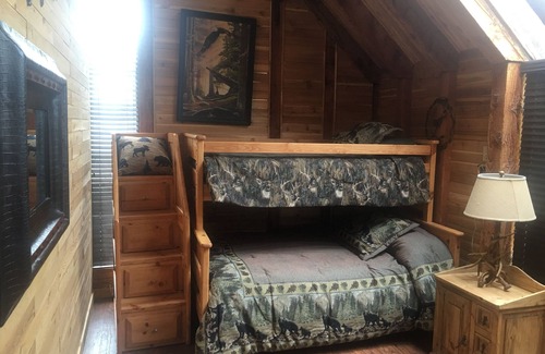 Elbert Cabin | Cabin on 60 acre working horse ranch! Plus peacocks, goats &mini horses!