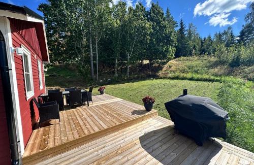 Undenas House | Cabin On The Hill