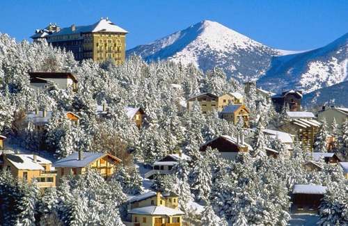 Font-Romeu-Odeillo-Via Apartment | Cabin studio for 4 with parking in Font-Romeu
