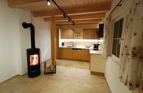 Tauplitz Cabin | Cabin 'Tauplitzalm' with Mountain View, Private Garden and Wi-Fi