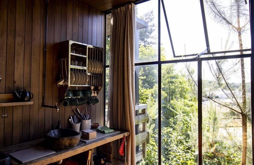 Maaseik House | Cabin with panoramic views and hot tub