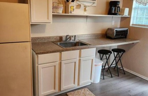 Rockport Apartment | Cabin XX 1 Bedroom 1 Queen