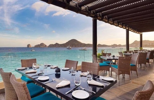 El Medano Ejidal Condo | Cabo San Lucas 3 bedroom Ocean View Penthouse at Villa del Arco - Whale Season