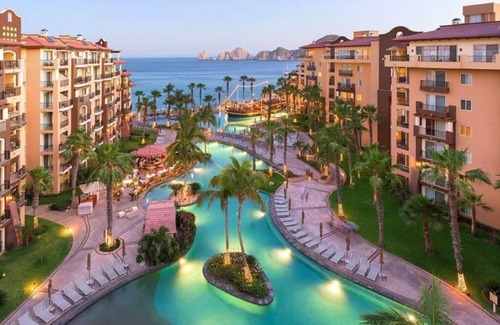 El Medano Ejidal Condo | Cabo San Lucas 3 bedroom Ocean View Penthouse at Villa del Arco - Whale Season